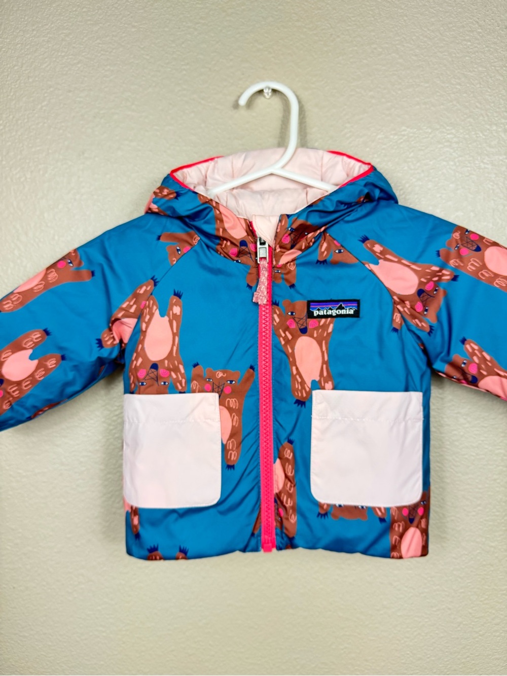 Patagonia Down Sweater Hoody Reversible Bear Print puffer Jacket HTF RARE J
